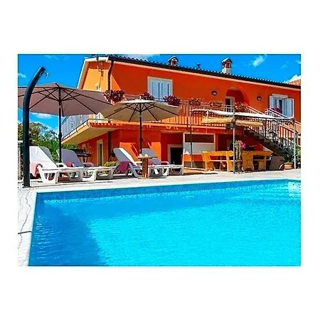 Haus Viola Comfortable Otel Labin (Istria)